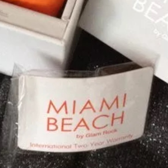 NEW MIAMI BEACH x GLAM ROCK “ART DECO” WHITE SILICONE GOLDTONE THIN STRAP WATCH - Picture 9 of 10